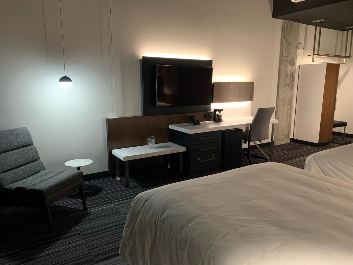 Grand Hotel Times Blainville-Mirabel Luaran gambar