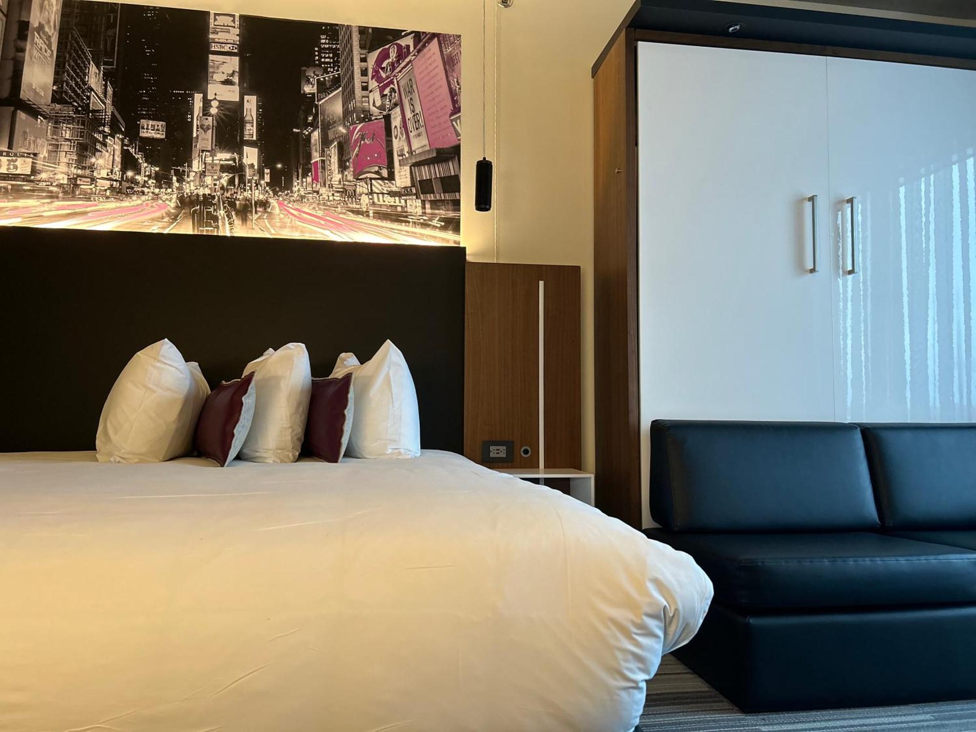 Grand Hotel Times Blainville-Mirabel Luaran gambar